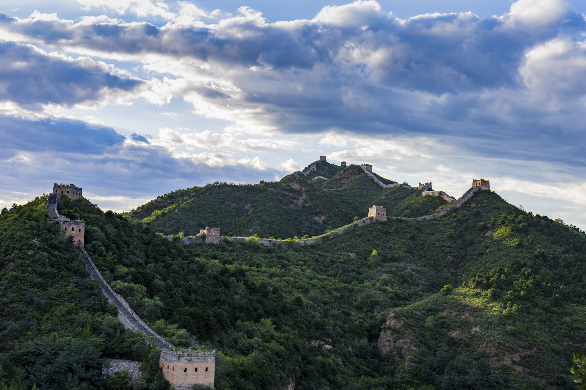 司馬臺(tái)長(zhǎng)城封面圖